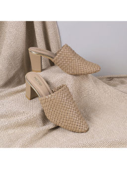 Metro - Women Beige Casual - Heels