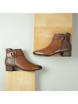 Mochi - Metro Women Tan Buckle Boots