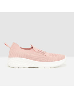max - Women Textured Walking Shoes Pink