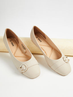 max - Women Embellished Ballerina Cream