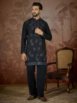 ETHNIC BAY - Mens Black Silk Blend Solid Embroidered Kurta