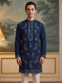 Teal color option, Currently selected