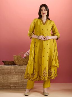 FASHOR - Embellished Anarkali Kurta With Pant & Dupatta