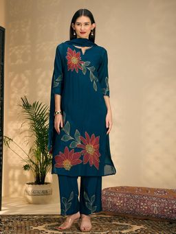 FASHOR - Floral Embellished Straight Fit Kurta With Pant & Dupatta
