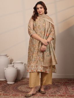 Extra love by Libas - Plus Size Beige Chanderi Silk Printed Kurta With Pant & Dupatta