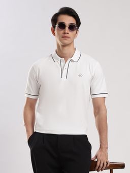 MR BUTTON - Men White Solid Polo T-shirt