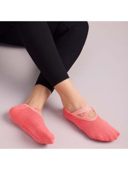 Mint & Oak - Pilates & Yoga Anti Slip Grip Socks Non Slip Breathable Grip Socks for Women-Peach
