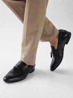 REGAL - Black Mens Textured Leather Tasseled Formal Slip On Moccasins