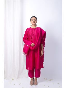 Silai Studio - Ranee Pink Embroidered Kurta Pants with Dupatta (Set of 3)