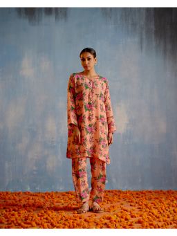 Shetab Kazmi - Peach Short Kurta with Skinny Salwar (Set of 2)