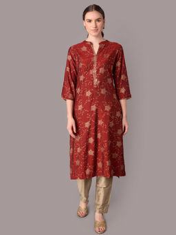 Shree - Women Muslin Maroon Ornamental Printed Kurta With Trousers (Set Of 2)