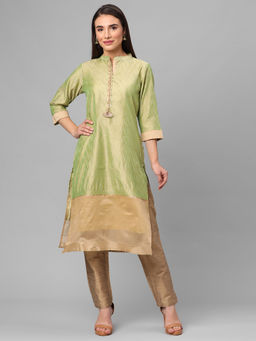 Shree - Women Chanderi Green Ornamental Printed Kurta