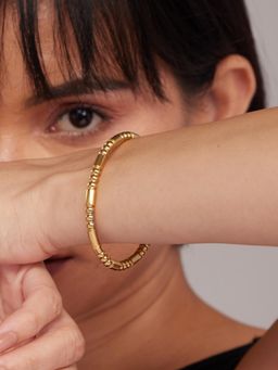 Palmonas - Women Golden Stream Kada