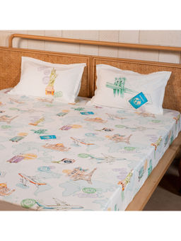 Cutie & Boo - Multi-Color Passport To Wonderland Fitted Sheet with 1 Pillow Cover