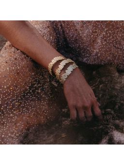 ARVINO - Golden Net Cuff