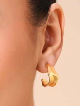 ARVINO - Uneven Crimped Hoops