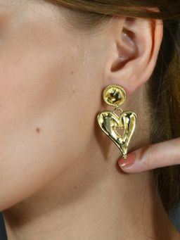 ARVINO - Sculpted Heart Earring