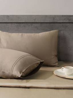 House of Owlet - Brown Solid 400TC Super King Bedsheet with 2 Pillow Covers