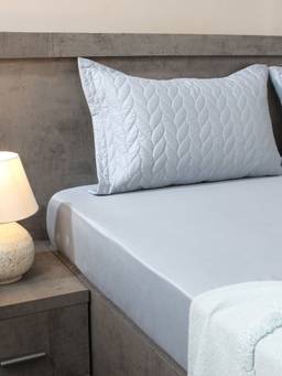 House of Owlet - Blue Solid 400TC Super King Bedsheet with 2 Pillow Covers