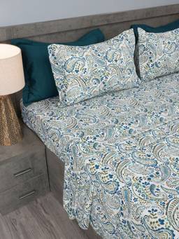 House of Owlet - Blue Bohemian Paisley Design Cotton Super King Size Bedsheet With 2 Pillow Covers