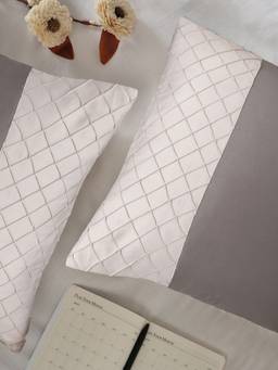 House of Owlet - Deep Grey Solid Super King Bedsheet With 2 Pillow Covers