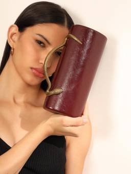 Kazo - Women Siren Burgundy Clutch with Detachable Chain (S)