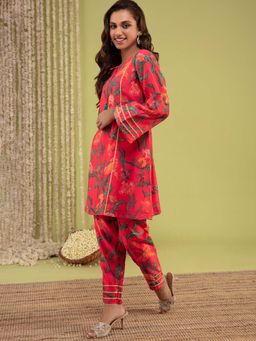 Gajra Gang - Phoolish Red Short Kurta With Pant (Set of 2)