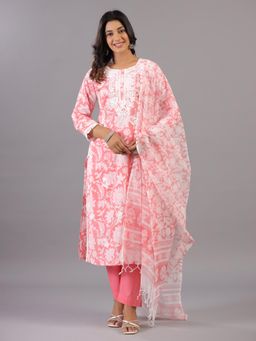 Amchoor - Peach Floral Print Embroidered Kurta with Pant and Dupatta (Set of 3)