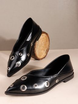 The White Pole - Women Black Polyurethane (Pu) Ballerina