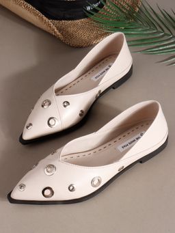 The White Pole - Women Cream Polyurethane (Pu) Ballerina