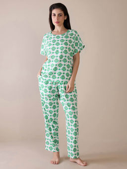 Clovia - Rayon Printed Top and Pyjama Set (3XL)