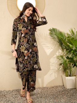 Vaamsi - Women Black Rayon Blend Floral Printed Kurta and Pant (Set of 2)