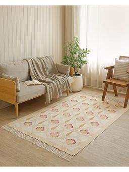 The Home Story - Hand Block Print Dari Carpet - Vintage Rose Beige Rug with Tassels