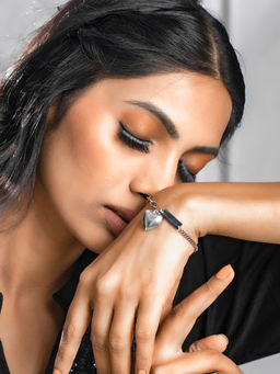 Priyaasi - Silver-Plated Heart Link Charm Bracelet