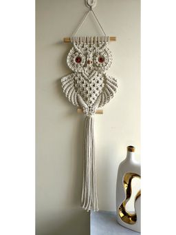 Sun Mun Decors - White Premium Macrame Owl Décor