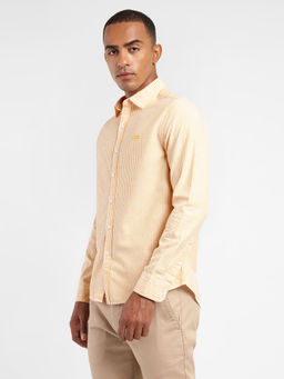Levi's - Men Yellow Stripes Regular Fit Casual Shirt