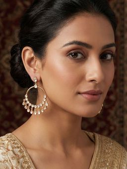 Niscka - Gold Plated Round Kundan Dangler Earrings