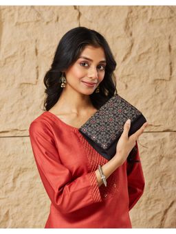 Fabindia - Black Zari Embroidered Clutch Bag with Detachable Strap (M)
