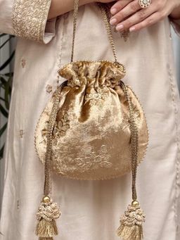 AMYRA - Gold Ras Velvet Embroidered Potli Bag