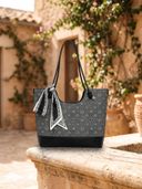 Black color option, Sold out, Currently selected