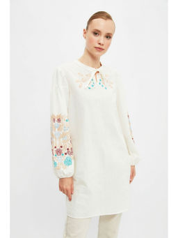Trendyol - Ecru Embroidered Tunic