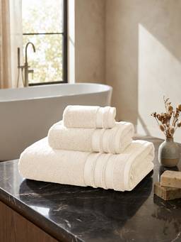 MYTRIDENT - Soft Towels Pack of 3 625 GSM Zero-Twist 100% Cotton Linen-Cream