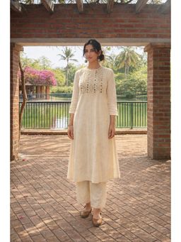 Gahan - Womens Viscose Rayon Straight Embroidered Kurta With Pant - Cream