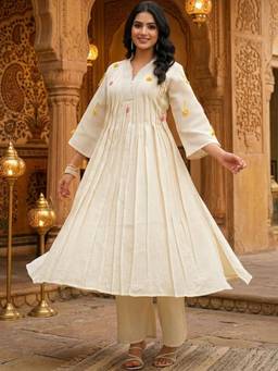 Gahan - Womens Cream Screen Anarkali Kurta with Pant