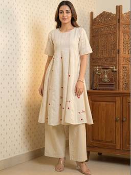 Gahan - Womens Beige Thread Work Anarkali Kurta with Pant