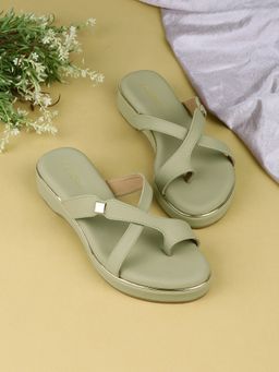 LAZERA SHOES - Women Green Criss Cross Toe Ring Soft Footbed Design Flats