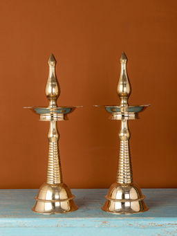 Ekaa Handicrafts - Brass Kerela Oil Lamps Diya (Set Of 2)