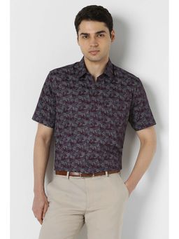 Peter England - Men Maroon Nuvo Fit Half Sleeves Formal Shirt
