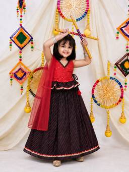 BownBee - Mirror Work Halter Neck Lehenga & Choli With Dupatta For Girls - Red