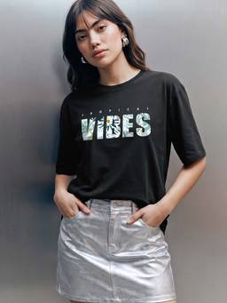 Bewakoof - Women's Black Tropical Vibes Typography Oversized T-shirt
